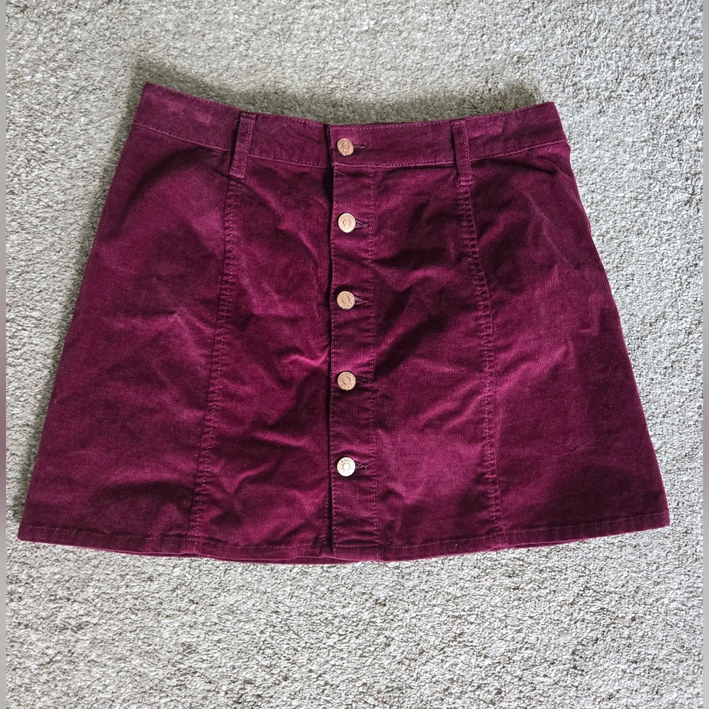 Celebrity Pink Women's Burgundy Corduroy Skirt Size 9 / 29